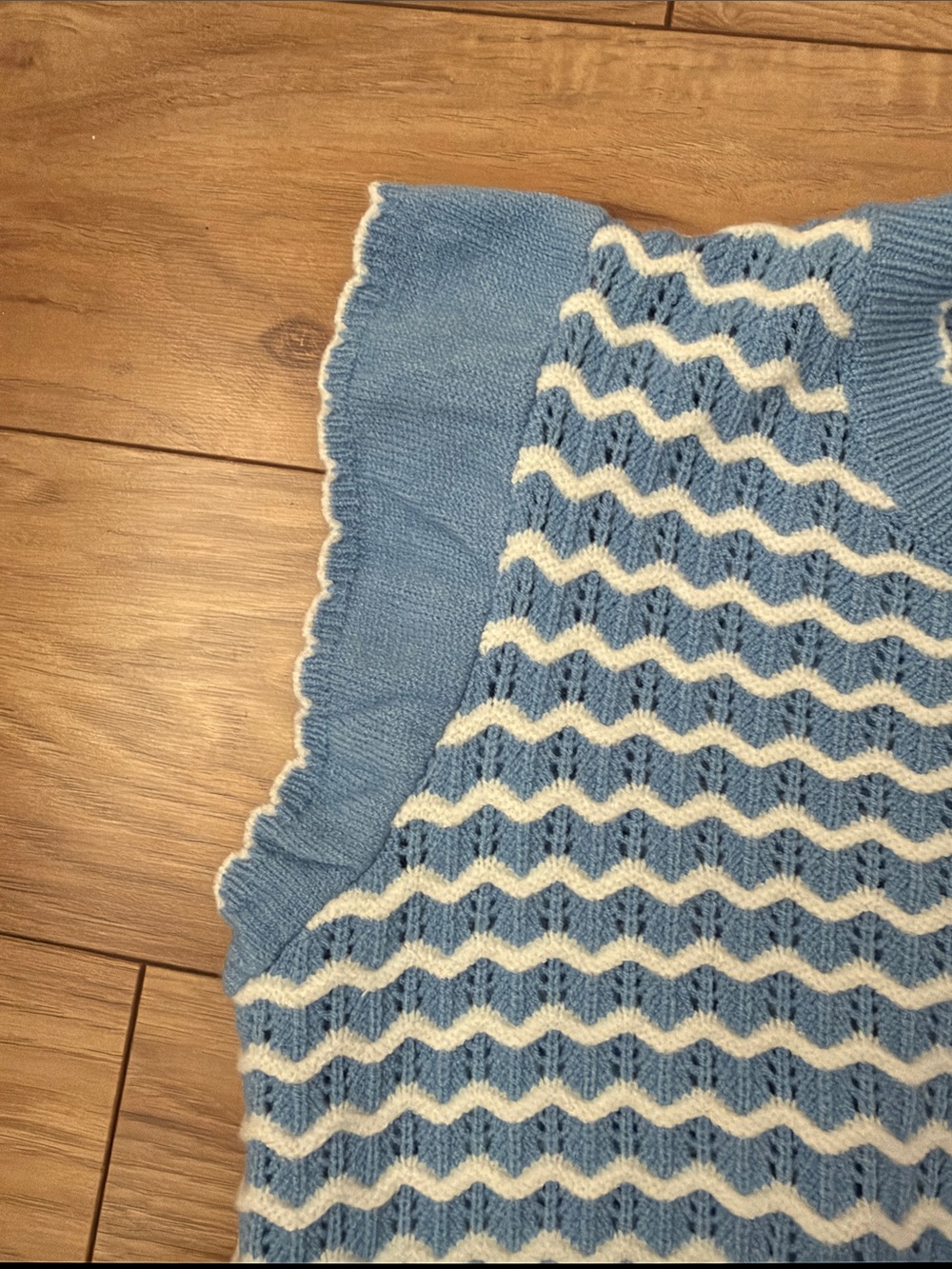 Mary Square Blue & White Wavy Stripe Ruffle Sleeve Knit Top - Picture 4 of 10